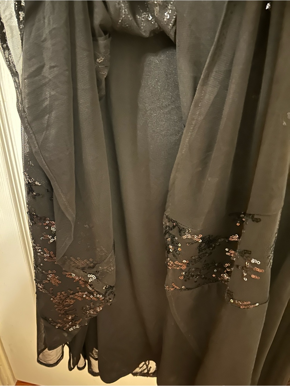 R&M Richards Black Sequin Long Sleeve V-Neck Evening Gown - Picture 10 of 13